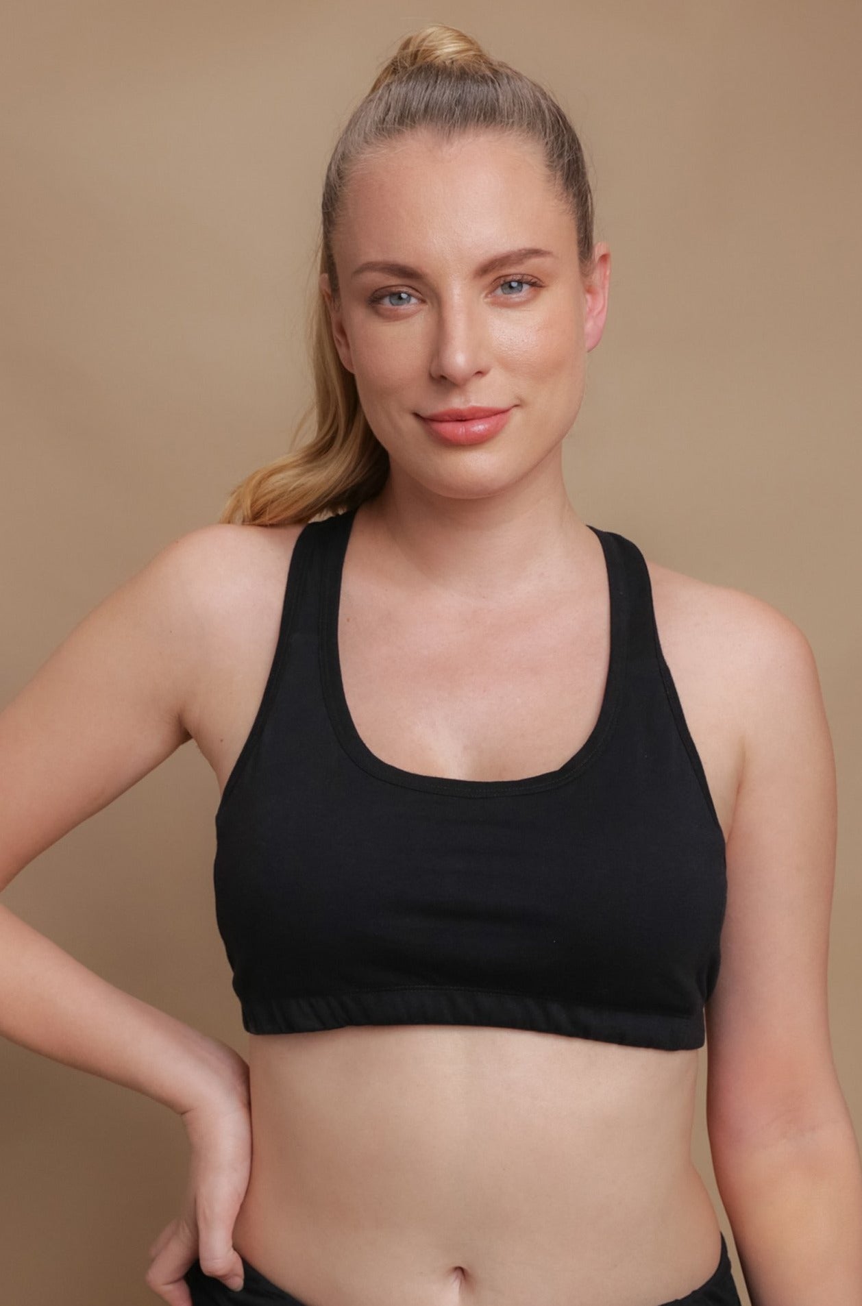 Buy DISOLVE� Crop Top Padded Bra for Girls Free Size (28 Till 34) Pack of 1  (B, Black) at