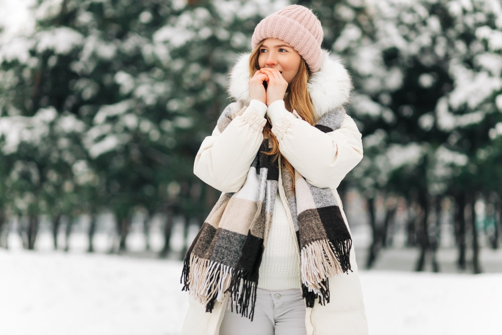 Winter Wellness: Managing Sensitive Skin with the Right Fabrics and Hydration Routines