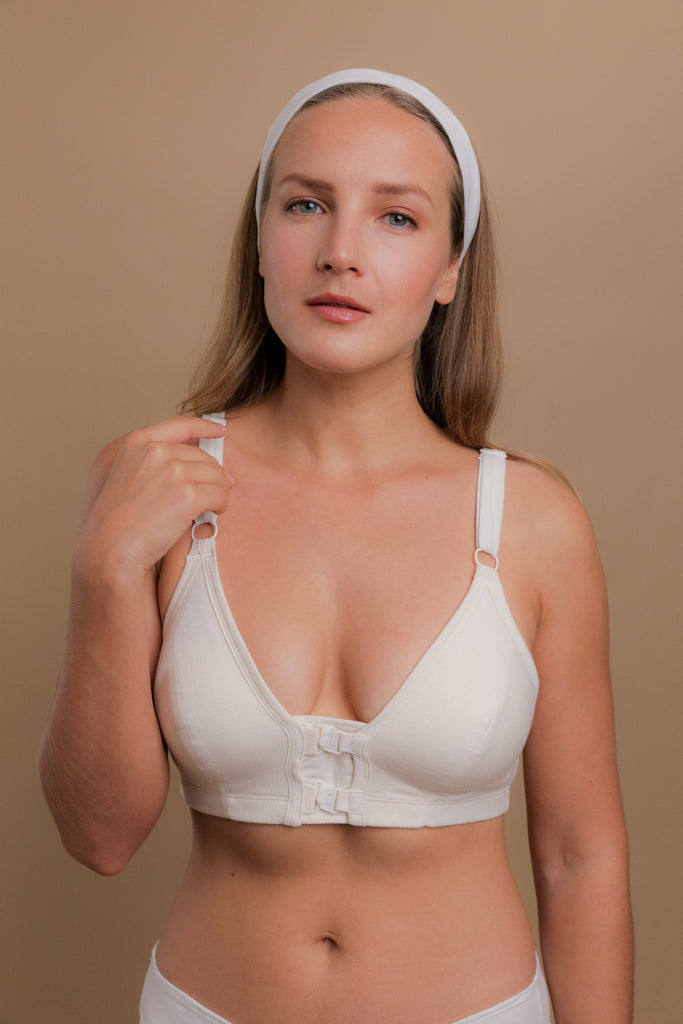 Cottonique Women's Hypoallergenic Slimfit Bra with Adjustable Band Made  from 100% Organic Cotton : : Clothing, Shoes & Accessories